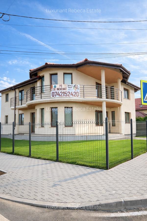 Casă individuală de închiriat 6 camere, Dumbrăvița